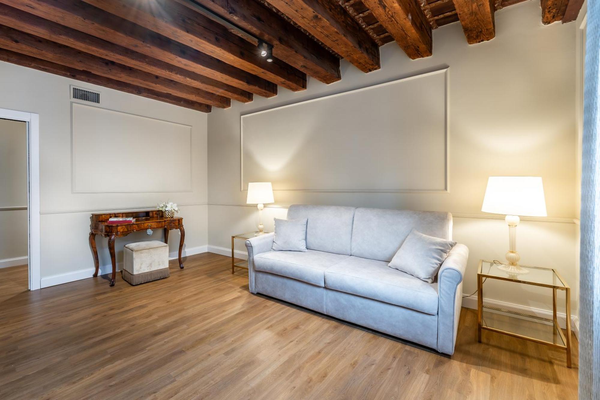 San Vio Palace Luxury Apartments Venedig Exteriör bild