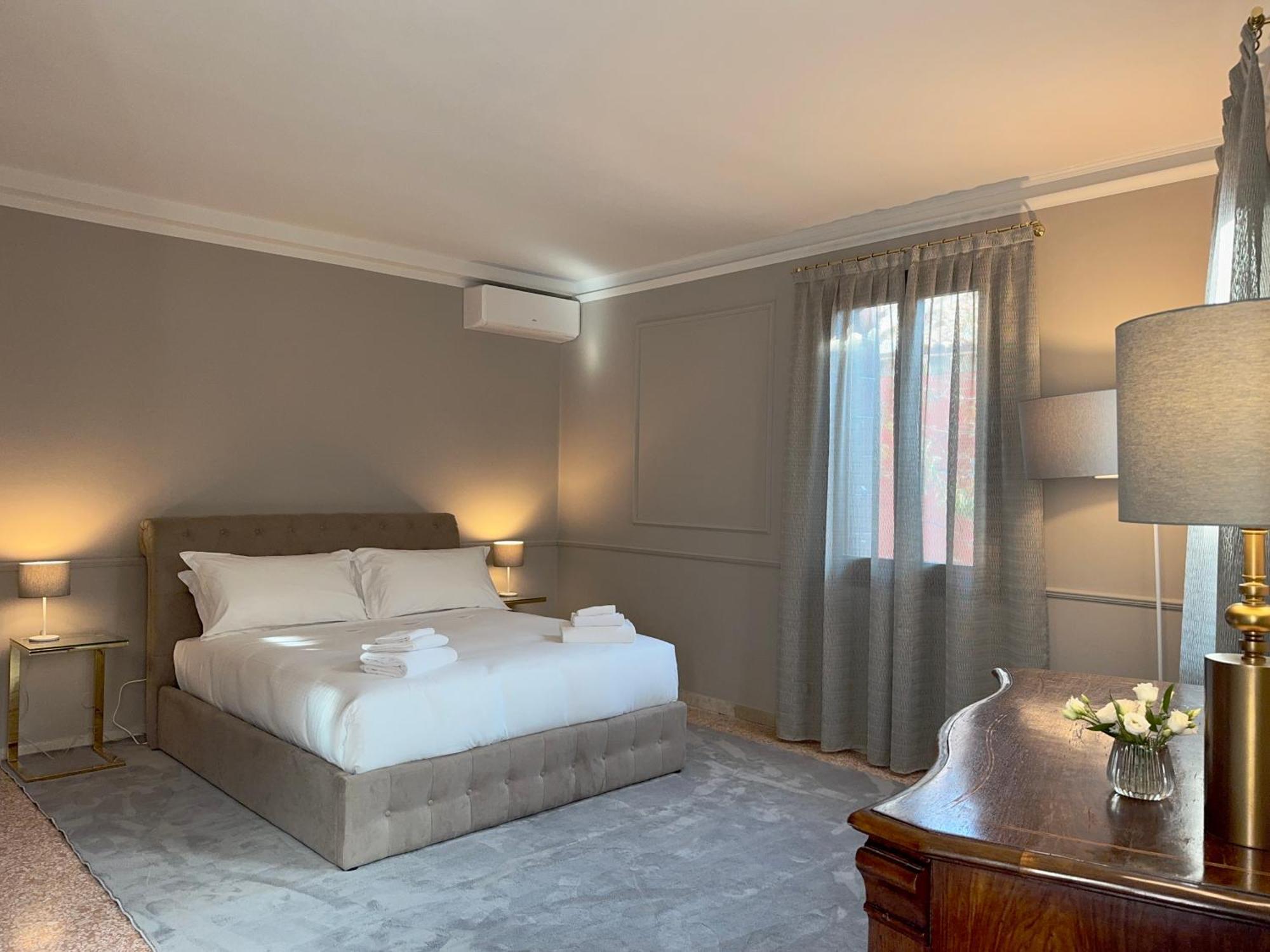San Vio Palace Luxury Apartments Venedig Exteriör bild