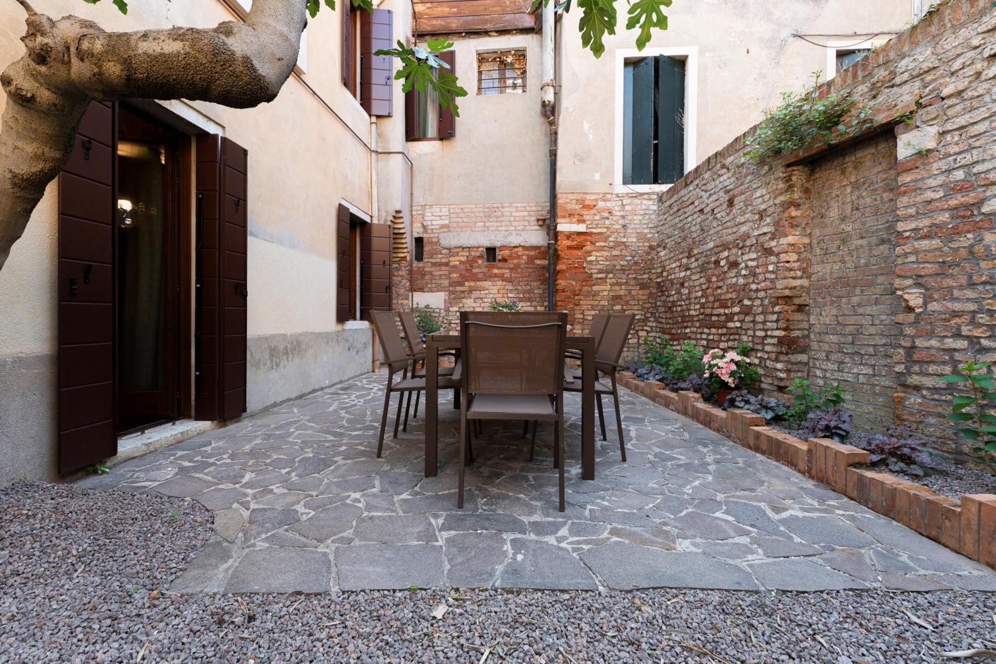 San Vio Palace Luxury Apartments Venedig Exteriör bild