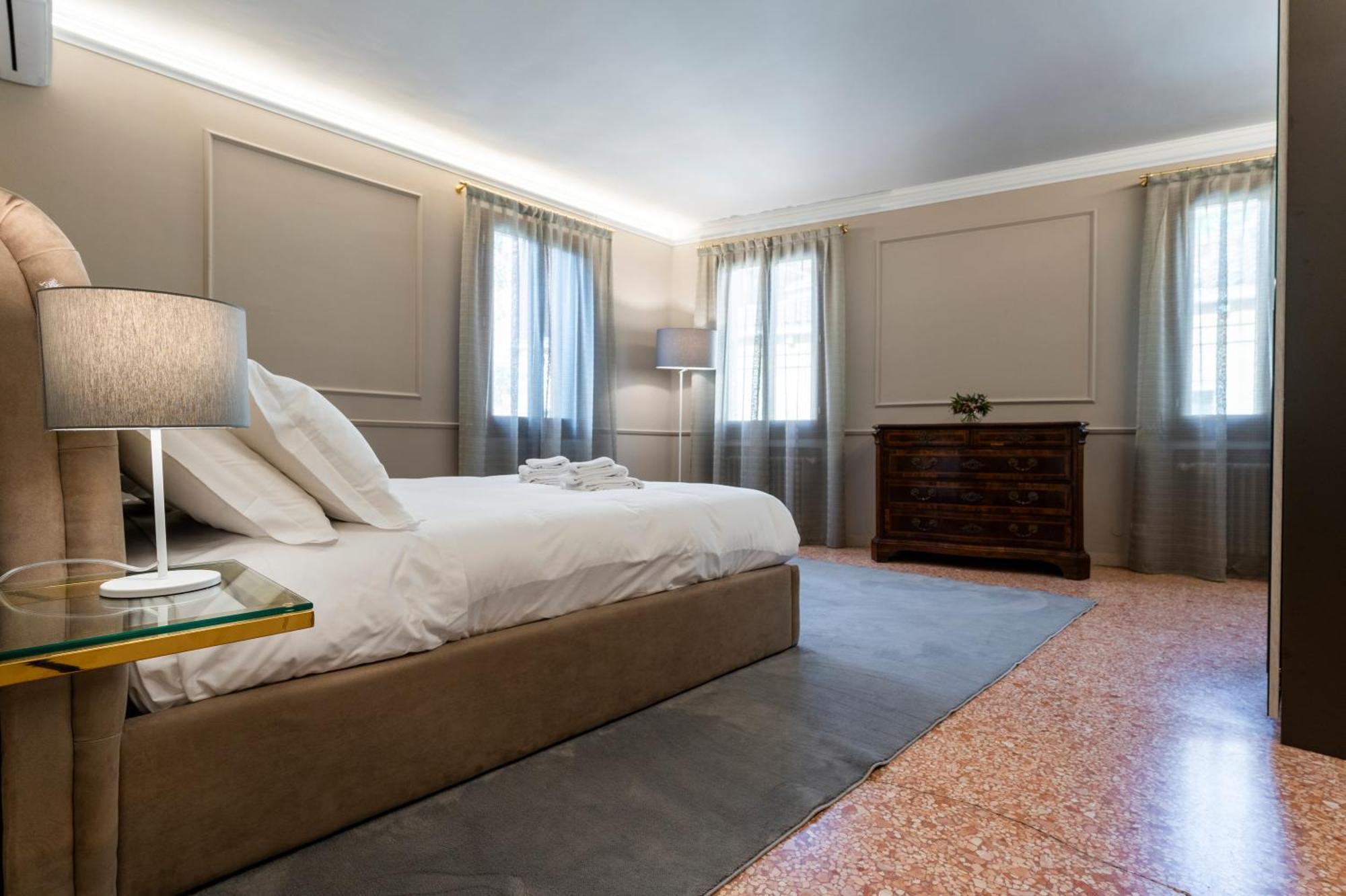 San Vio Palace Luxury Apartments Venedig Exteriör bild